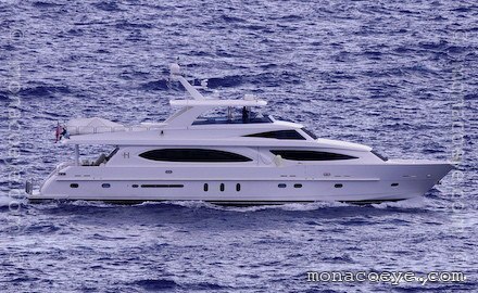 Camelot yacht
