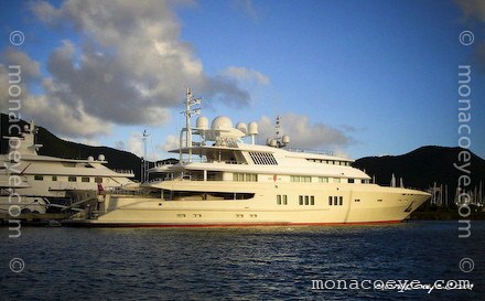 Coral Island yacht