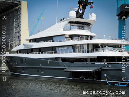 Phoenix 2 yacht