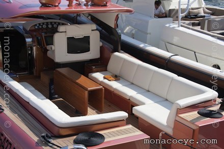 Maxi Dolphin MD51 Power