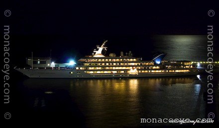 Prince Abdulaziz night photo