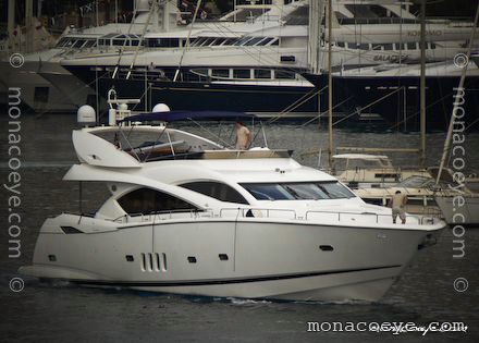 Sunseeker 82