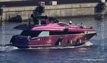 007 yacht