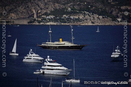 Nero yacht off Cap Ferrat